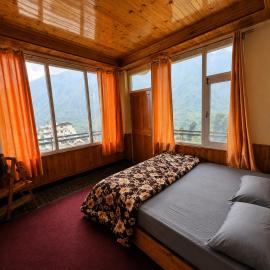 Your Slow House, Hotel in Shangarh
