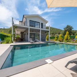 Perfumed Garden Luxury Villa Yesiluzumlu-Fethiye by Sunworld Villas, hotelli kohteessa Fethiye