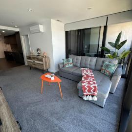 Plush at Nightfall 1 bedroom Free parking, wifi
