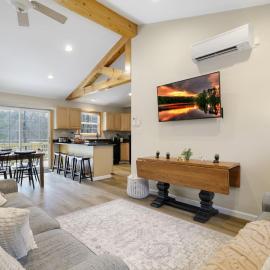 Blakeslee Poconos Retreat - Game Room - Fire Pit