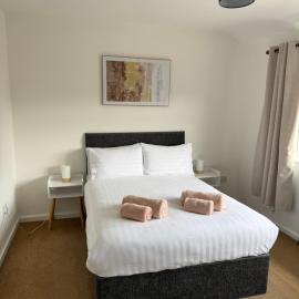 2 bedroom apartment