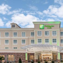 Holiday Inn & Suites Lafayette North by IHG
