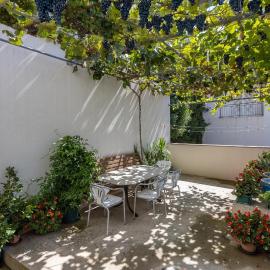 Apartments by the sea Igrane, Makarska - 2679