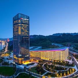 HUALUXE Yibin, hotel em Yibin