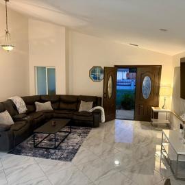 Spacious pool home Game Room Sleeps Large Groups