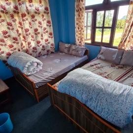 Shailung Tulashi Hotel & Lodge Pvt Ltd, hotel in Tāndi