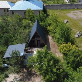 Family Guest House, hotel em Kʼarashamb