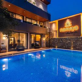 StayVista at Namaya Retreat with Pool & BBQ, hotel Haridvárban