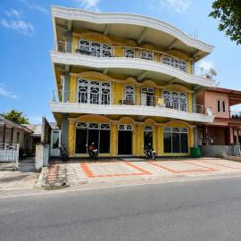 Penginapan Muzdalifah Masohi, hotel a Amahai