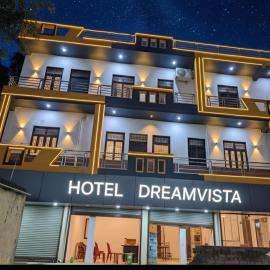 Hotel DreamVista, hôtel à Kaimganj