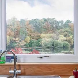 Overlake Apartment Indio Lakes Bovey Tracey Devon TQ139DY, hotel a Bovey Tracey