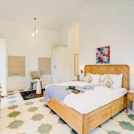 Luxury 3BHK Villa - Pvt Pool & Bathtub