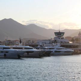 Yacht Club Marina di Loano UNA Esperienze, khách sạn ở Loano
