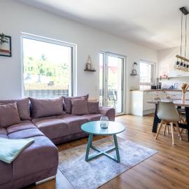 Ferienwohnung Maison Confortable mit Sonnenterrasse und Garten, Bad Ems, Koblenz, Montabaur, hotel di Arzbach