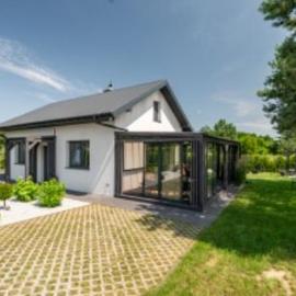 Sarna's House, хотел в Regiel