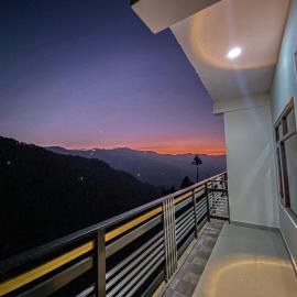 Alpine Crest Homestay Theog, Kufri
