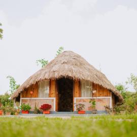 B&BP's - Meikha's Hut