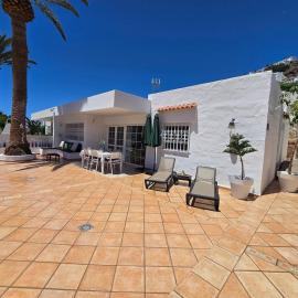 Bungalow Carola, Large private terrace, Puerto Rico, hotel a Mogán
