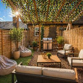 Peak District Cottage l Views, Garden, BBQ & Walks