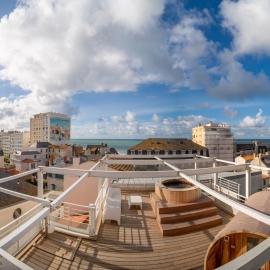 Hôtel Arc en Ciel et SPA Les Sables d'Olonne, hotel in Les Sables-d'Olonne
