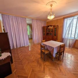 Zizi's Guest house