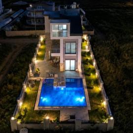 Villa for 8 People with a View of The Land of Legends