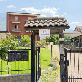 Mainalii: Donnas'ta bir otel