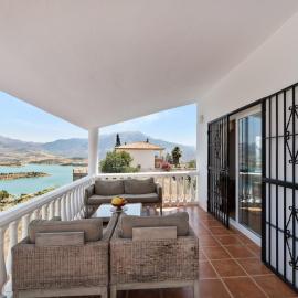 Casa Juan for 8 with pool, BBQ terrace, panoramic view, viešbutis mieste Vinjuela