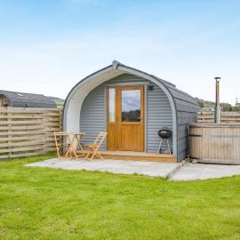 Forfar में, होटल 1 Bed in Forfar oc-t34622