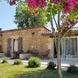 Ô Rêve de Gabriel, viešbutis mieste Saint-Amand-de-Coly
