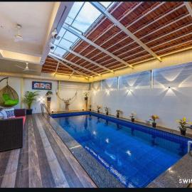 Luxury 6BHK Villa with Private Pool & Jacuzzi Near Candolim, hótel í Nerul