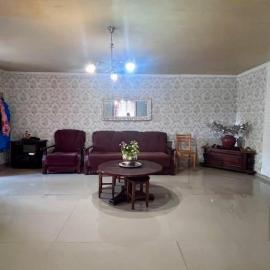 Hostel Hortenzia, hotel u gradu Utsera
