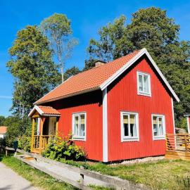 4 star holiday home in Bräkne-Hoby, hotel di Bräkne-Hoby