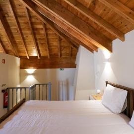 Casa Santos, hotel v destinaci Mós