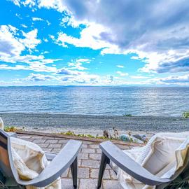 Oceanfront Studio w/ World-Class Views & Patio