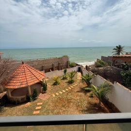 Beachfront villa 3 bedrooms with direct beach access