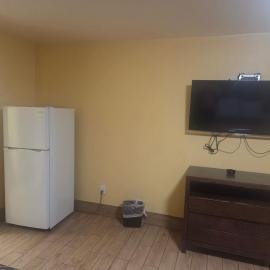 Frontier Motel
