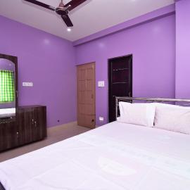 SPOT ON BARSHA GEUST HOUSE, hotelli kohteessa Santiniketan