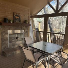 Creek Side Cabin 92 Near Sedona, hotel u gradu Kamp Verde