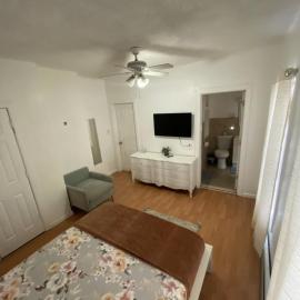 Personal Room with Private Bath!