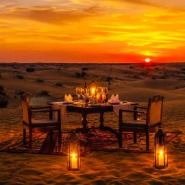 Desert Island Luxury Camp & Resort Jaisalmer، فندق في جيلسامر