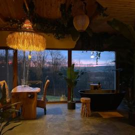 Su gamta, hotel 