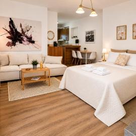 Viesnīca Cloud9 Airport Suites pilsētā Koropíon