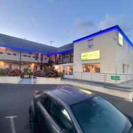 BRIT HOTEL CONFORT Lannion vers Perros-Guirec, hotell i Lannion