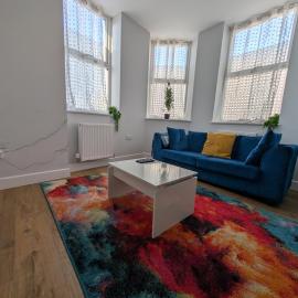 3 Bedroom at Folkestone Harbour Arm - Sleeps 6 - Long Stays Welcome