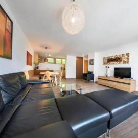Scenic Alpine Chalet in Wald im Pinzgau
