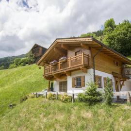 Premium Mountain Chalet for 10