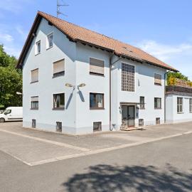 Lemon Suites 5 Apartment für Gruppen und Teams - Ideal für Monteure - Große Wohnung mit 2 Bädern, hotel di Oberasbach