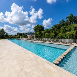Mar y Palmas Luxe 2BR Playa Dorada Pool Near Beach