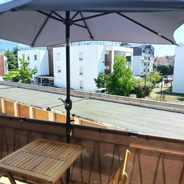 L'escale d'Aix parking et balcon, hotel em Saint-Simon